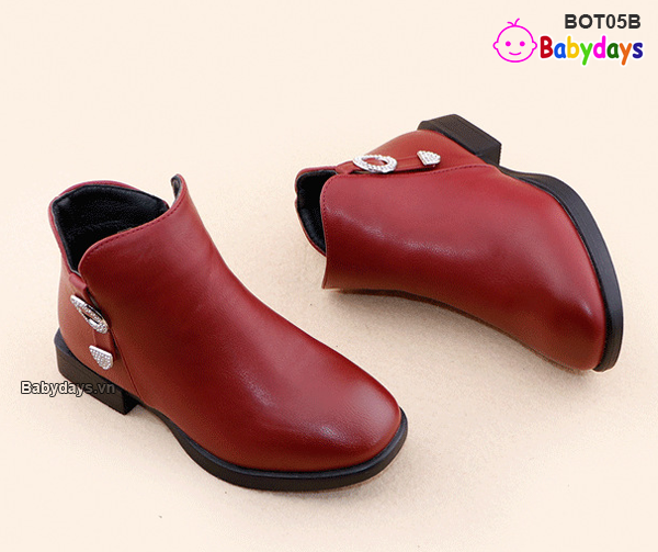 Giày boots cho trẻ em